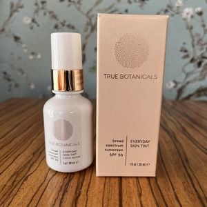 True Botanicals Everyday Skin Tint SPF 30 #12 Medium Neutral 30 mL / 1 oz